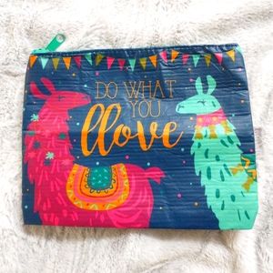 BNWOT Llama Love Cute Clutch Pouch
